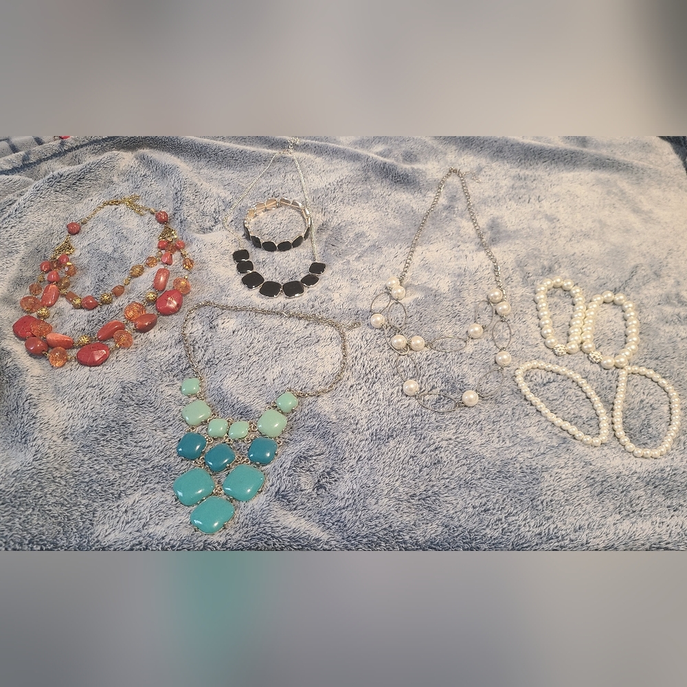 Jewelry Lot